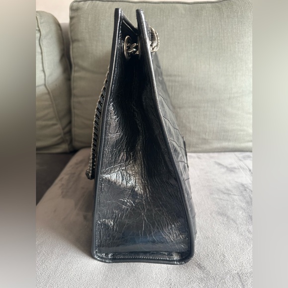 YSL MEDIUM NIKKI TOTE - EXCELLENT CONDITION!! - Picture 7 of 14